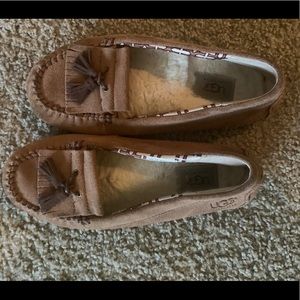 Ugg Lizzy moccasins uggpure womens 8 slippers